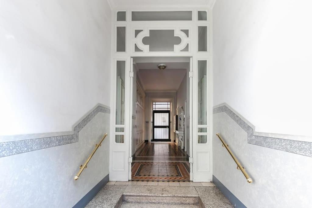 Casa Di Maya: Charme & Stile, Cuore Milano Exterior photo